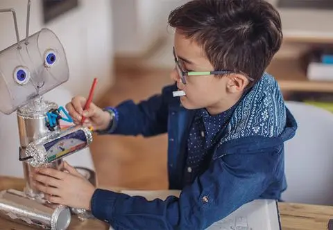 Jak zrobić zabawki z odpadów? Inspiracje i pomysły | Dzień Dobry TVN