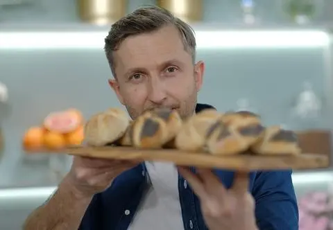 Drożdżówki i chleb - przepisy i składniki. Jak przygotować kardamonki, chleb żytni i kajzerki?