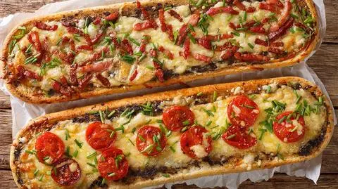 Fast food po polsku. Zapiekanka, bułka z pieczarkami i paszteciki szczecińskie