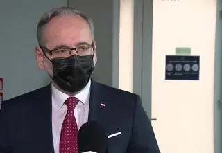 Wzrost zakażeń COVID-19. Możliwe zaostrzenie restrykcji