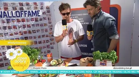 Sycące śniadanie na plaży