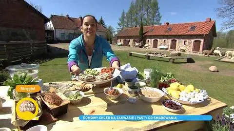 Chleb na zakwasie z mąki orkiszowej i zdrowe pasty warzywne. Przepisy
