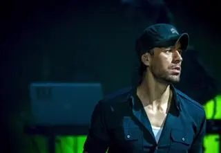 Enrique Iglesias powraca z nowym singlem "Me Pasé". Kiedy koncert w Polsce?