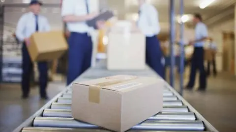 AliExpress nawiązało współpracę z InPost. Zakupy odbierzesz w paczkomacie