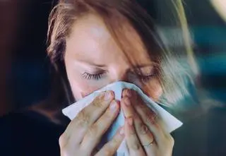 Naturalne sposoby na przeziębienie – wypróbuj, zanim pójdziesz do lekarza