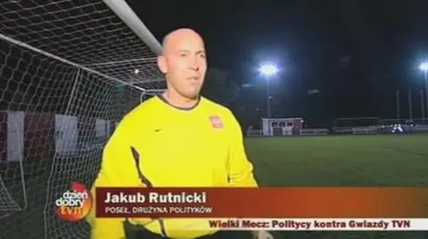 Wielki mecz: Politycy kontra Gwiazdy Tvn