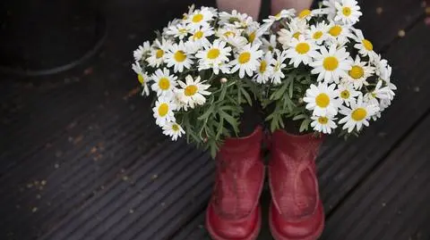 Upcycling ubrań, mebli – na czym polega? Pomysły | Dzień Dobry TVN