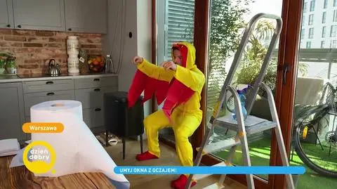 Qczaj i jego trening podczas mycia okien