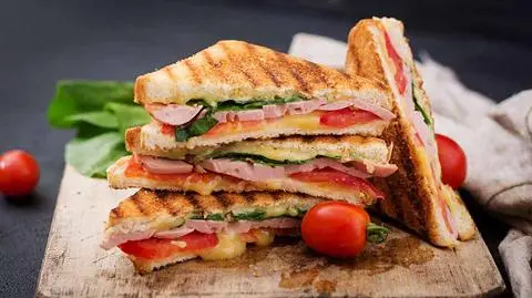 Panini i focaccia. Włoskie przepisy Cristiny Catese