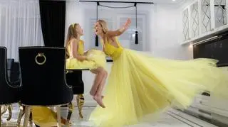 Monika Chwajoł opowiada o życiu i macierzyństwie