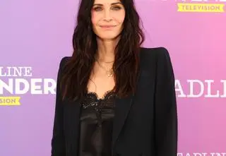 Courteney Cox o kultowej roli w serialu "Przyjaciele". Jakie cechy łączą ją z Monicą Geller?