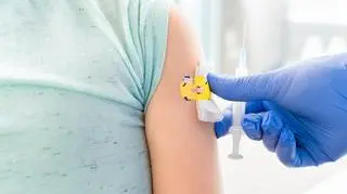 Ruszają przypominające szczepienia przeciw COVID-19 dla dzieci w wieku 5-11 lat