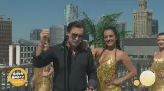 Marjano Italiano w piosence "Miłość jak disco"