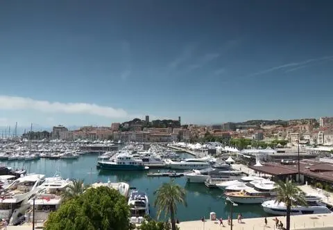 Cannes to nie tylko festiwal. Co warto zobaczyć w tej miejscowości?