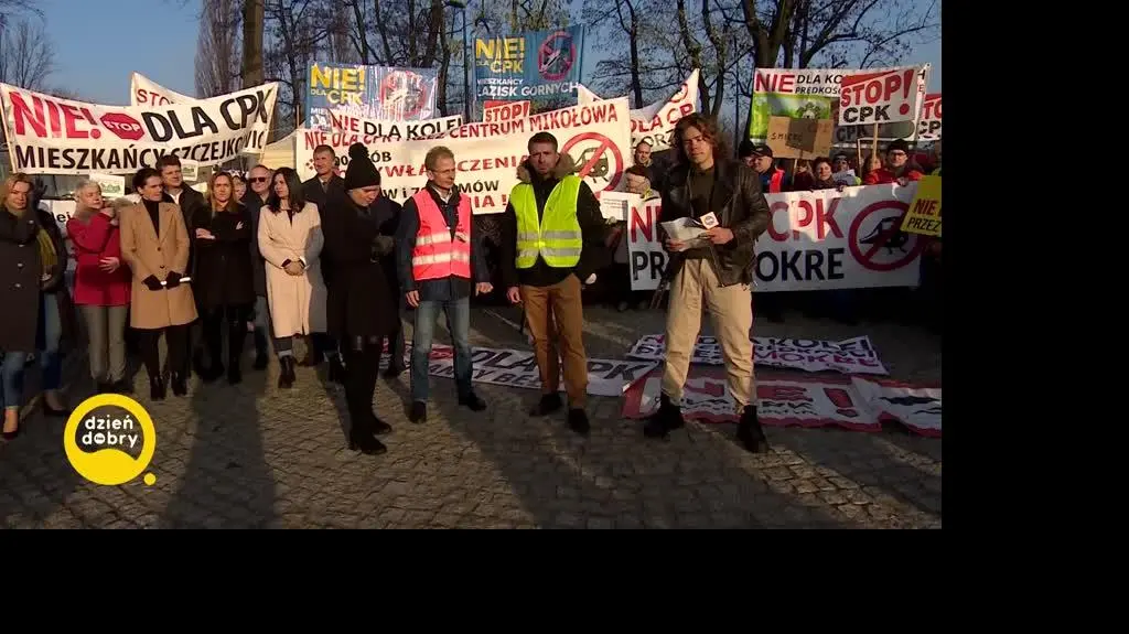 DD_20221115_Protest_REP