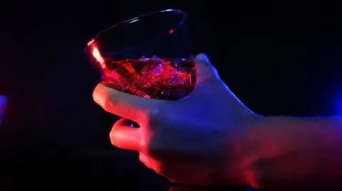 W Polsce po alkohol sięgają coraz to młodsze dzieci
