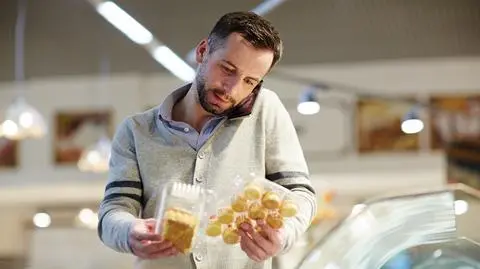 Mężczyzna okiem ekspedientek