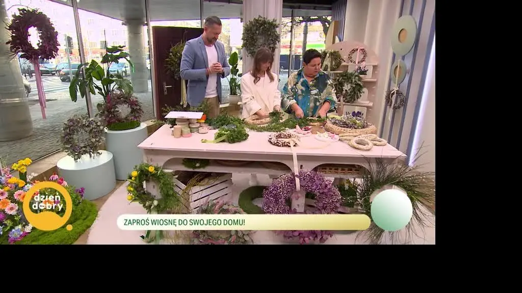 Jak zrobić wiosenny wieniec na drzwi?