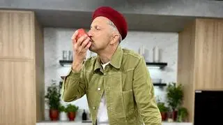 Przewodnik po pomidorach Piotra Kucharskiego, czyli przepisy na zupę, sałatkę, carpaccio i sos 