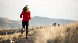 Czy sport na świeżym powietrzu szkodzi cerze? "To słowo jest kluczowe"