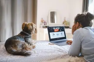 Oszustwa internetowe w Black Friday