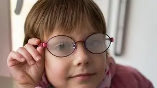 Patent na zaparowane zimą okulary