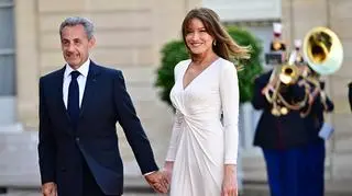 Wielka miłość, skandal i polityka. Za kulisami małżeństwa Carli Bruni i Nicolasa Sarkozy'ego 