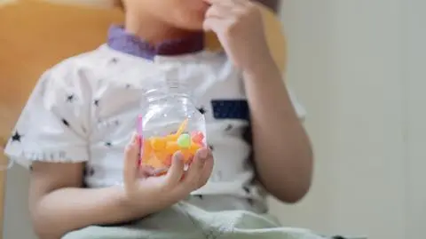 Warszawa. 7-letni chłopiec zadławił się żelkami