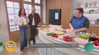 Stroje ludowe wracają do mody - napisy