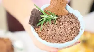 Budyń piernikowy z dodatkiem śliwek z cynamonem - przepis Anny