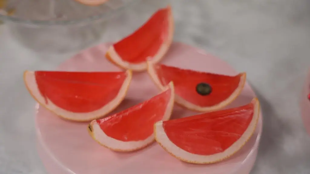 Grapefruity z galaretką