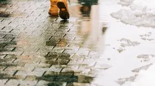 Pogoda na poniedziałek. Lokalnie wciąż będzie ślisko