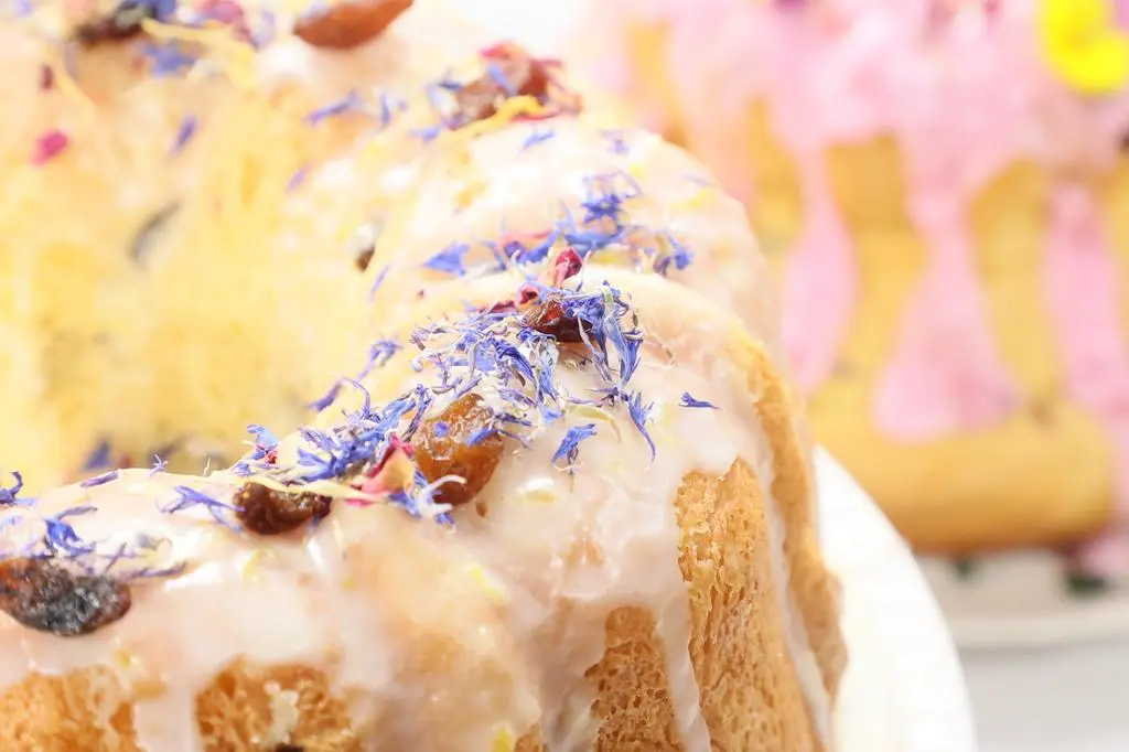 Babka gotowana z lukrem