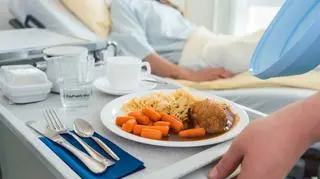 Czy szpitalne jedzenie może być smaczne? Te zdjęcia zaskakują