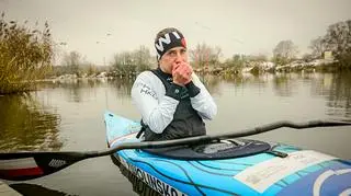 Zamarznięte włosy, odmrożone dłonie, podwójne skarpetki i minus 21 stopni Celsjusza – poznajcie kulisy treningów Klaudii Zwolińskiej