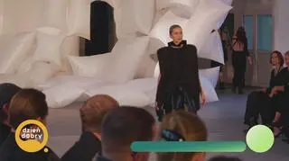 Niezwykła para projektantów mody - napisy