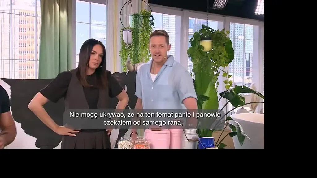 DD_20250512_Bialko_napisy