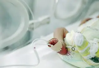 15-latka urodziła dziecko. O ciąży dowiedziała się podczas porodu