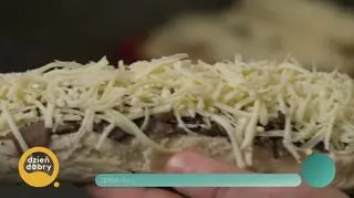 Zapiekanka – pierwszy polski fast food - napisy