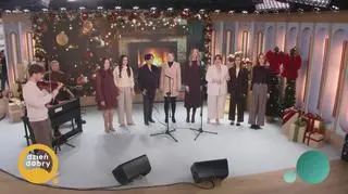 Zespół z Duchem w kolędzie “Jezusa narodzonego” 