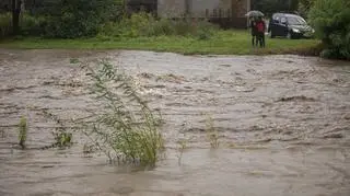 Zbiórki dla powodzian. Sprawdź, jak możesz pomóc 