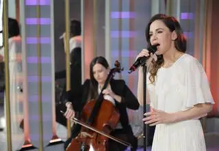 Natalia Lesz i jej "Lustro". Posłuchajcie nowego singla artystki  
