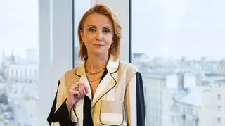 Jak ubrać się na czarno, by nie powiało nudą?