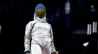 Stanowiła inspirację dla Barbie. Została zdyskwalifikowana z mistrzostw świata