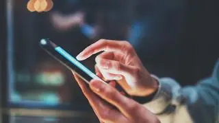 Sztuczna inteligencja stworzyła nagie zdjęcia nieletnich dziewczyn. "Cyfrowa przemoc wobec kobiet to plaga"