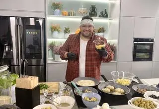Letnie dania ze zsiadłym mlekiem w roli głównej w wykonaniu Szymona Czerwińskiego