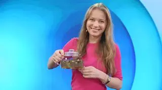Jak naturalnie walczyć z przeziębieniem? Przepis na domowy napar