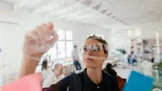 Metoda SMART – jak wprowadzić ją w życie? Jak wyznaczać sobie cele według modelu SMART?