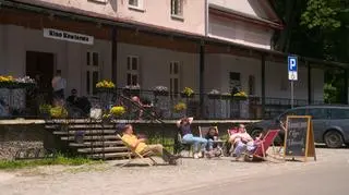 Fenomen dolnośląskiej wsi, zwanej Polskim Davos. Przyciąga poetów, filmowców i muzyków
