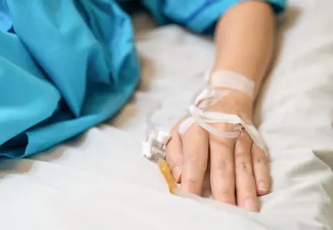 Błąd pielęgniarki mógł przyczynić się do śmierci młodej kobiety